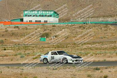 media/Jun-01-2025-CalClub SCCA (Sun) [[eae223c5dd]]/Group 6/Qualifying/